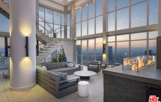 6 beds, 9.5 baths, 19,313 sqft, $80,000, Unit PH