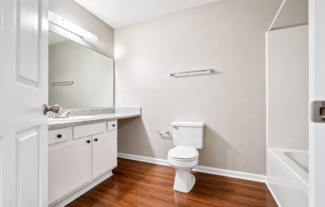 3 beds, 2 baths, 1,151 sqft, $1,095, Unit 208