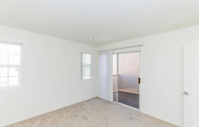 1 bed, 1 bath, 660 sqft, $2,470