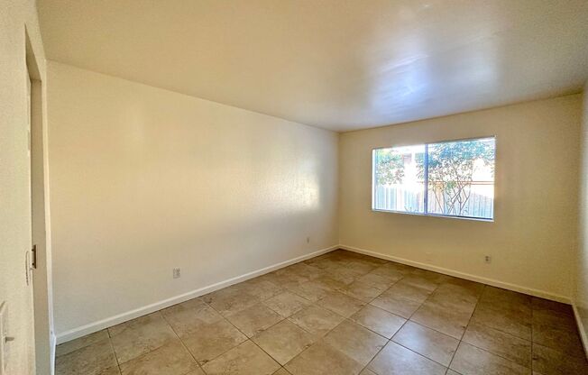 2 beds, 1 bath, $2,395