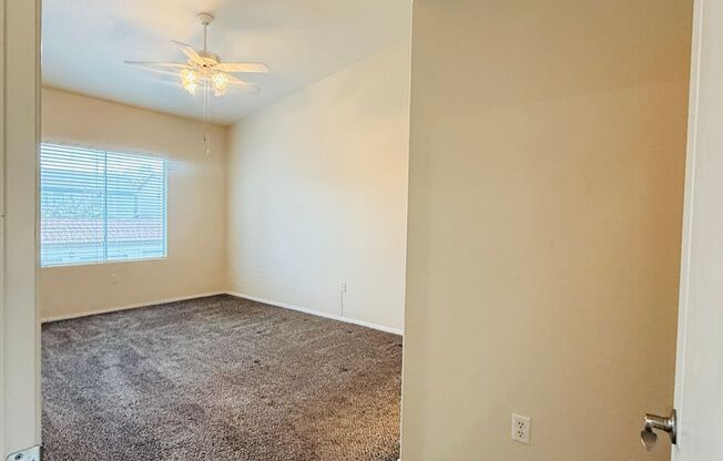 3 beds, 2 baths, $1,899, Unit # 2221