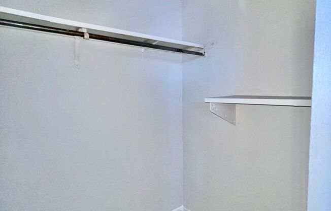 1 bed, 1 bath, $1,525, Unit 123