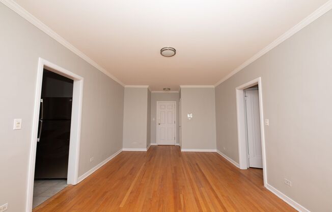 2 beds, 1 bath, 614 sqft, $1,695, Unit 2762-U1