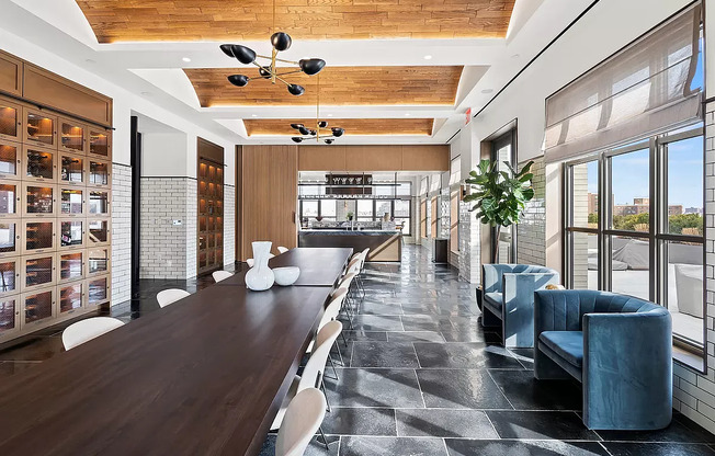 2 beds, 2 baths, $9,000, Unit 9A