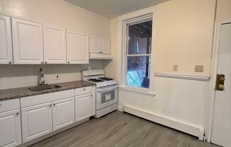 3 beds, 1 bath, 1,150 sqft, $1,700, Unit Unit 1