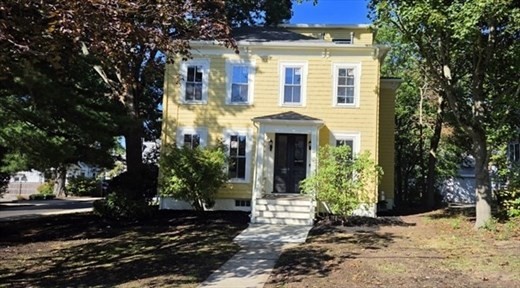 4 beds, 2.5 baths, 2,955 sqft, $6,000