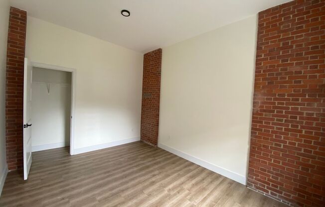 1 bed, 1 bath, 1,014 sqft, $2,461, Unit 222