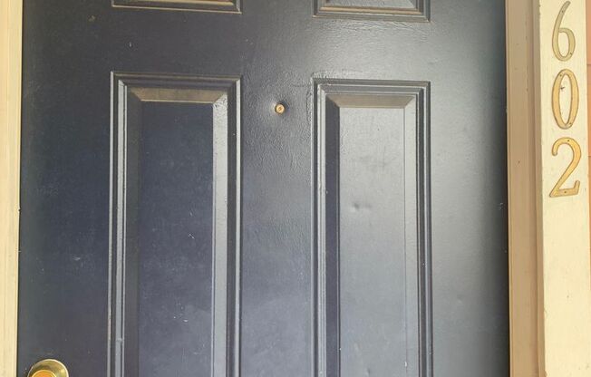 1 bed, 1 bath, 470 sqft, $745, Unit 602