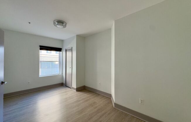 Studio, 1 bath, $700, Unit B2