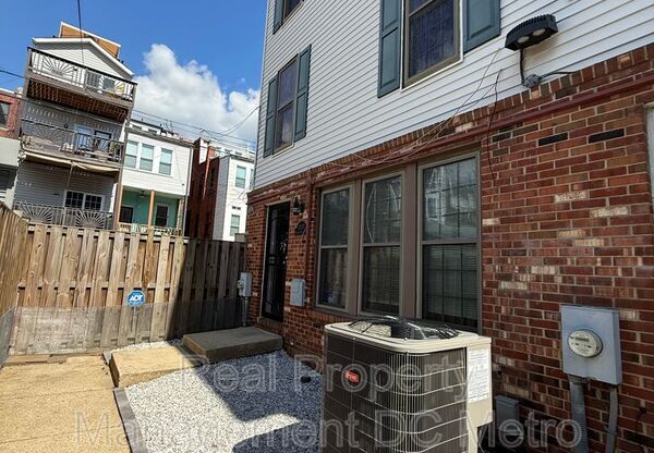 1125 HARVARD ST NW