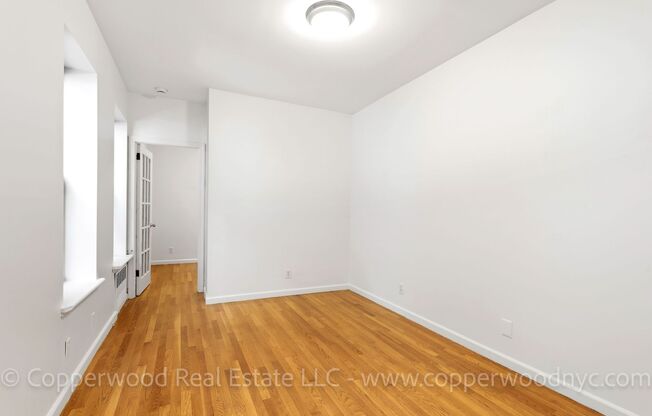 1 bed, 1 bath, 370 sqft, $3,295, Unit 14
