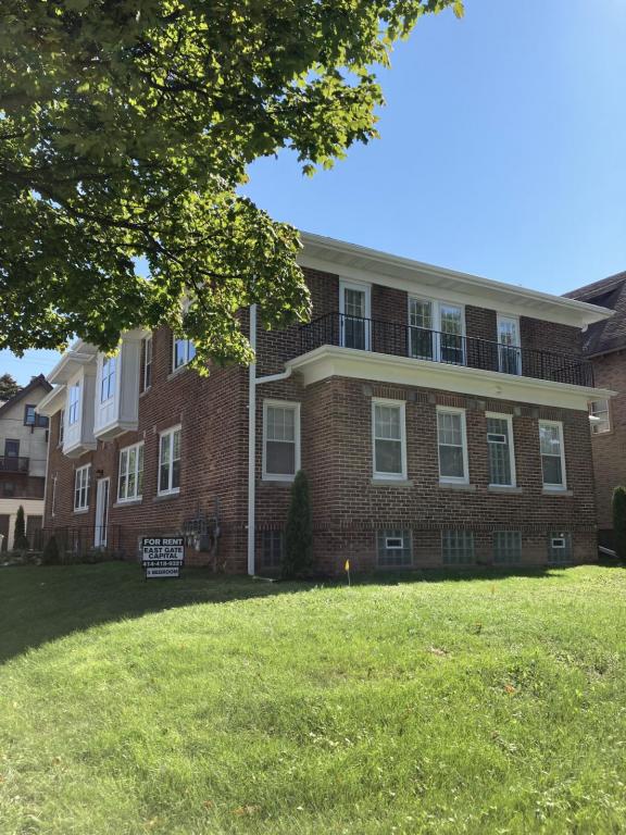 2309 E Locust Street Unit 1