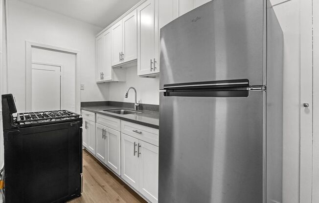 7th Street Apartments