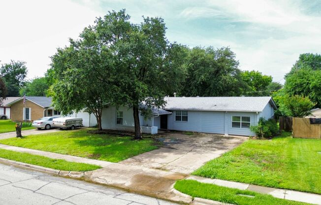4 bedroom / 3 bath in Irving
