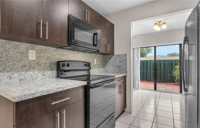 4 beds, 3 baths, 1,569 sqft, $3,450, Unit 10804 SW 72 St appt 115 (A11704834)