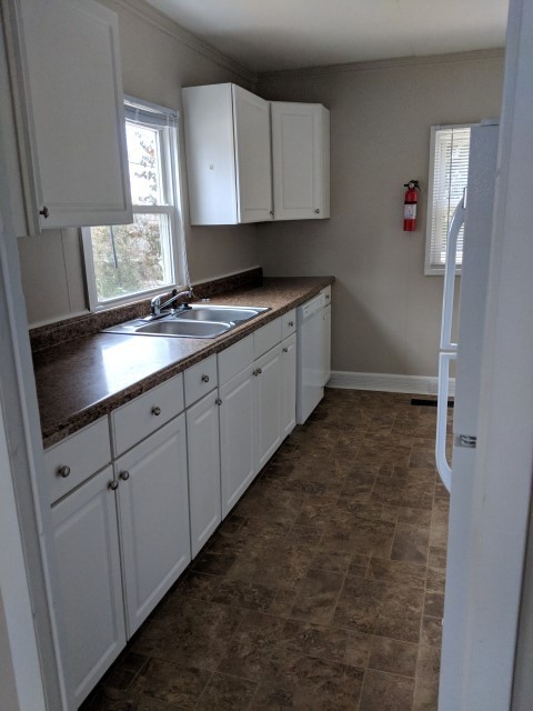 3 bed, 1 bath Home: Available July 2025!