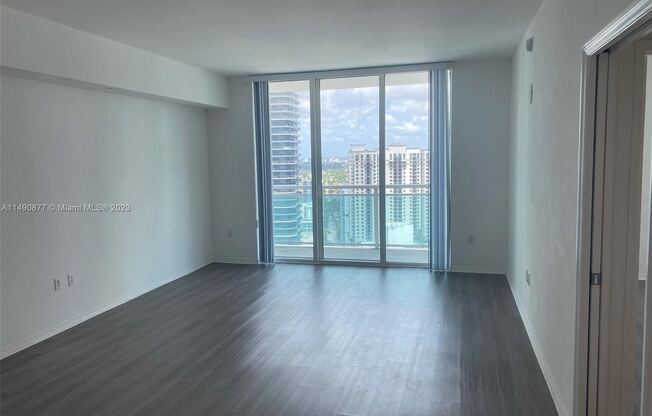 951 Brickell Ave Apt 3609