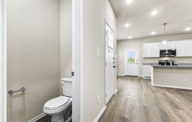 3 beds, 2.5 baths, 1,225 sqft, $1,800, Unit Sai Mnr 114-102