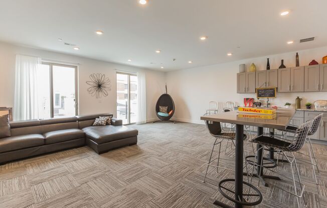 2 beds, 2 baths, 1,100 sqft, $2,450, Unit Unit 403