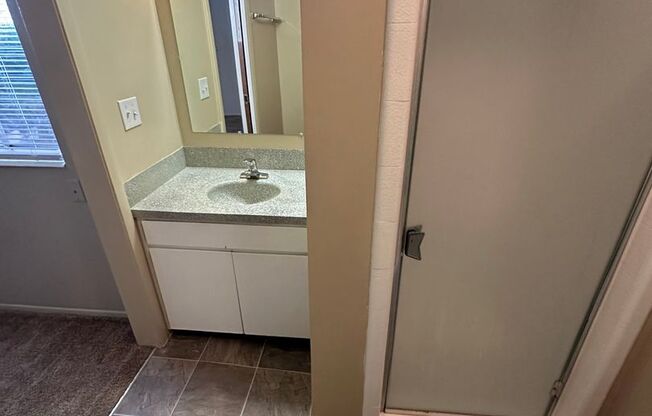 2 beds, 2 baths, 1,112 sqft, $1,265, Unit Unit 01