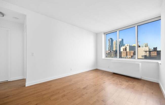 1 bed, 1 bath, $4,300, Unit 12C