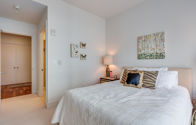 2 beds, 2 baths, 1,257 sqft, $6,750, Unit PH20L