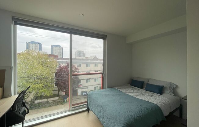 Studio, 1 bath, 241 sqft, $1,825, Unit 402