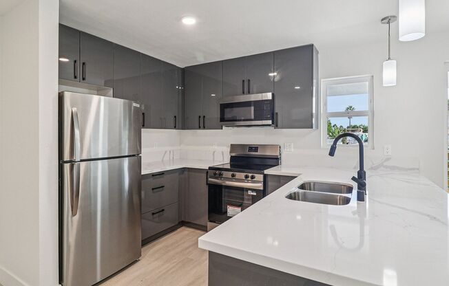 2 beds, 2 baths, 818 sqft, $3,095, Unit 143