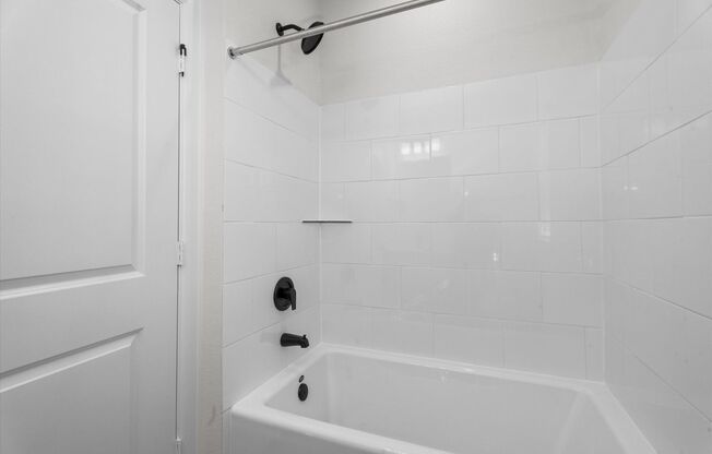 2 beds, 2 baths, 983 sqft, $2,250, Unit 1510