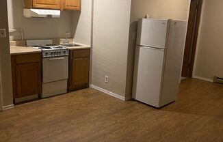 Studio, 1 bath, $825, Unit #6