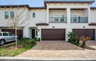 Immaculate Townhome in Portofino