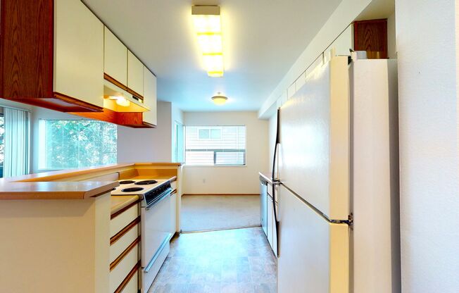 2 beds, 1 bath, 800 sqft, $1,995, Unit 105