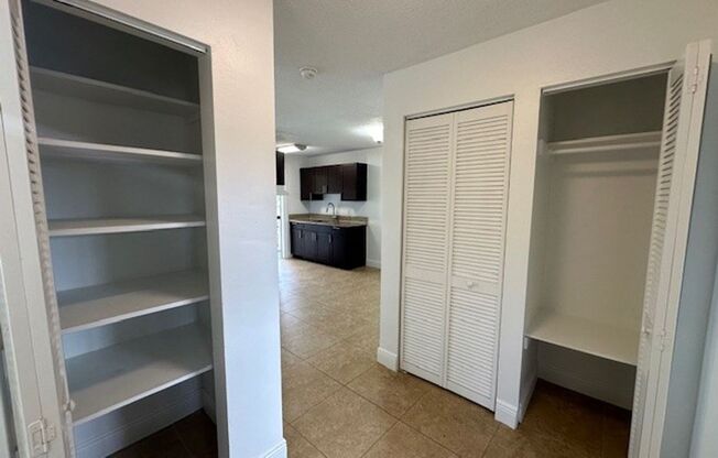 2 beds, 1 bath, 800 sqft, $1,925, Unit 224
