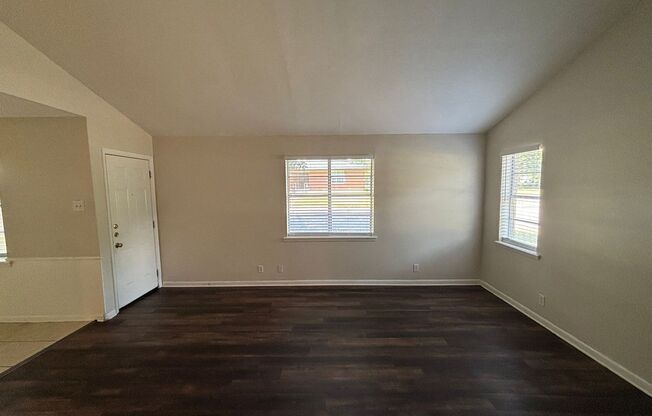 2 beds, 1 bath, 826 sqft, $950, Unit 1619