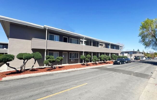 Hillcrest Apartments
