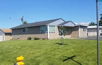 FURNISHED- 3 bed 2 bath single car detached garage, large lot Lawn care included