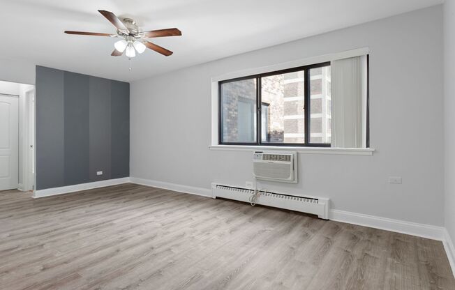 Studio, 1 bath, 336 sqft, $1,475, Unit 305