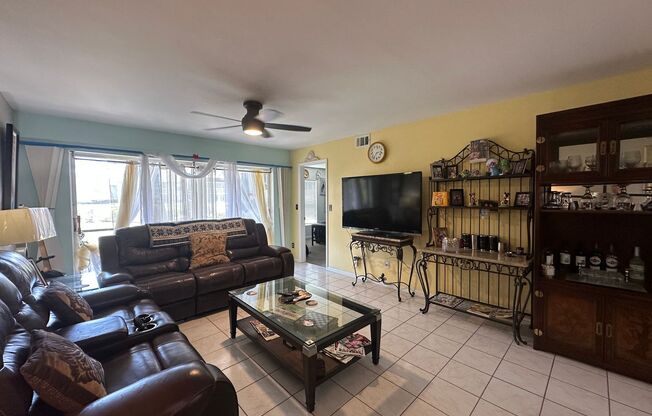 ANNUAL RENTAL - FURNISHED 2 BED / 2 BATH IN CANTERBURY VILLAGE