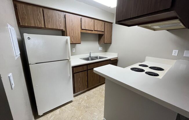 1 bed, 1 bath, 562 sqft, $2,050, Unit 138