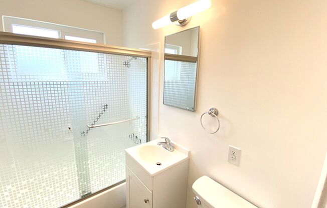 1 bed, 1 bath, 500 sqft, $2,150, Unit 03