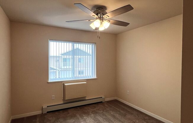 2 beds, 1 bath, 1,040 sqft, $1,485, Unit AT 709-36