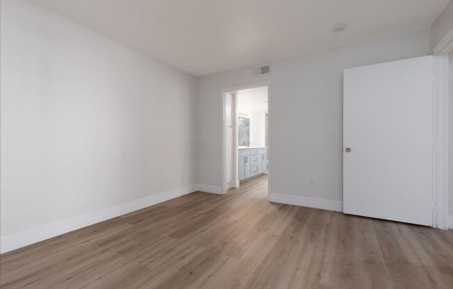 3 beds, 2 baths, $1,675, Unit # 1080