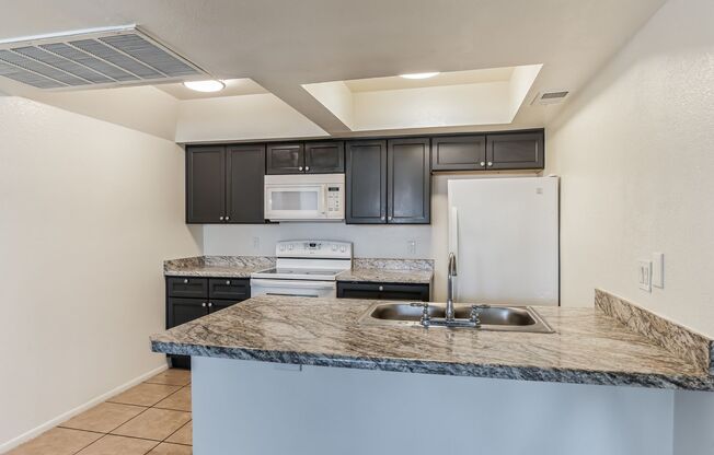 1 bed, 1 bath, 460 sqft, $925, Unit 223