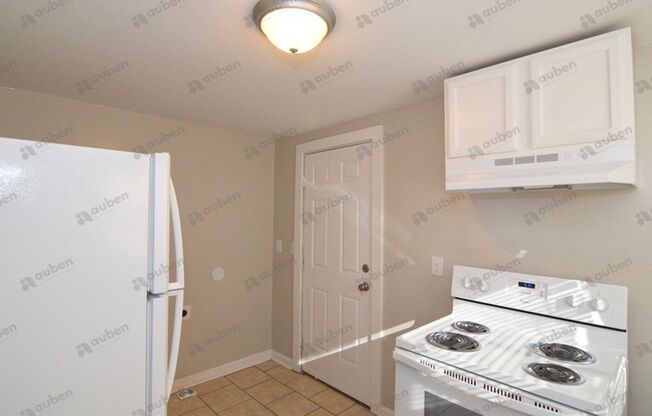 2 beds, 1 bath, $950