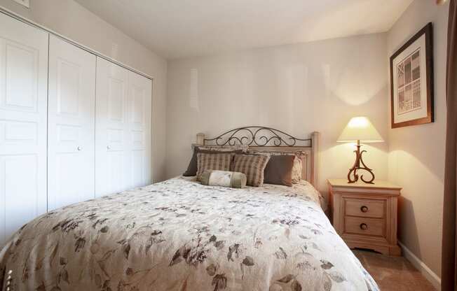 Bedroom at Tierra Pointe Apartments in Albuquerque NM October 2020 (3)