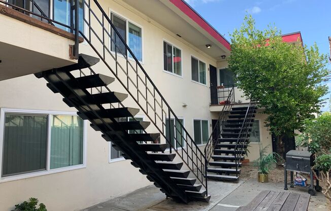 McClintock Apartments