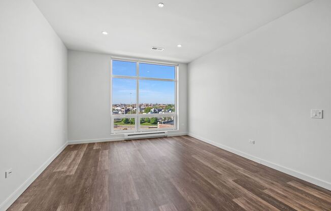 3 beds, 2 baths, 1,159 sqft, $4,550, Unit 209