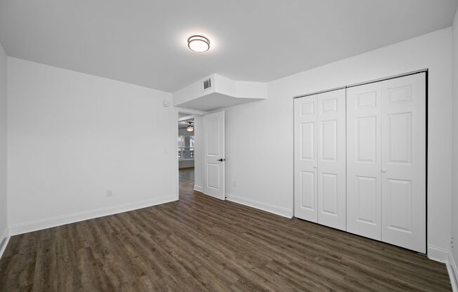 2 beds, 1.5 baths, 850 sqft, $1,695, Unit E109