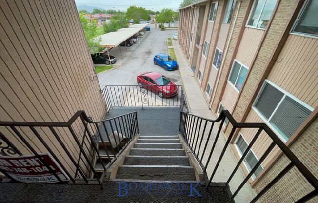 Recently Remodeled 2 bedroom in Salt Lake!