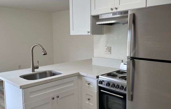 1 bed, 1 bath, $1,925, Unit 4